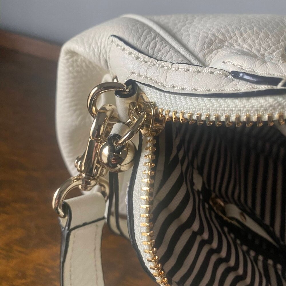 Kate Spade Vintage White Leather Handbag Limited Edition Original Kate Spade bag - Picture 8 of 10